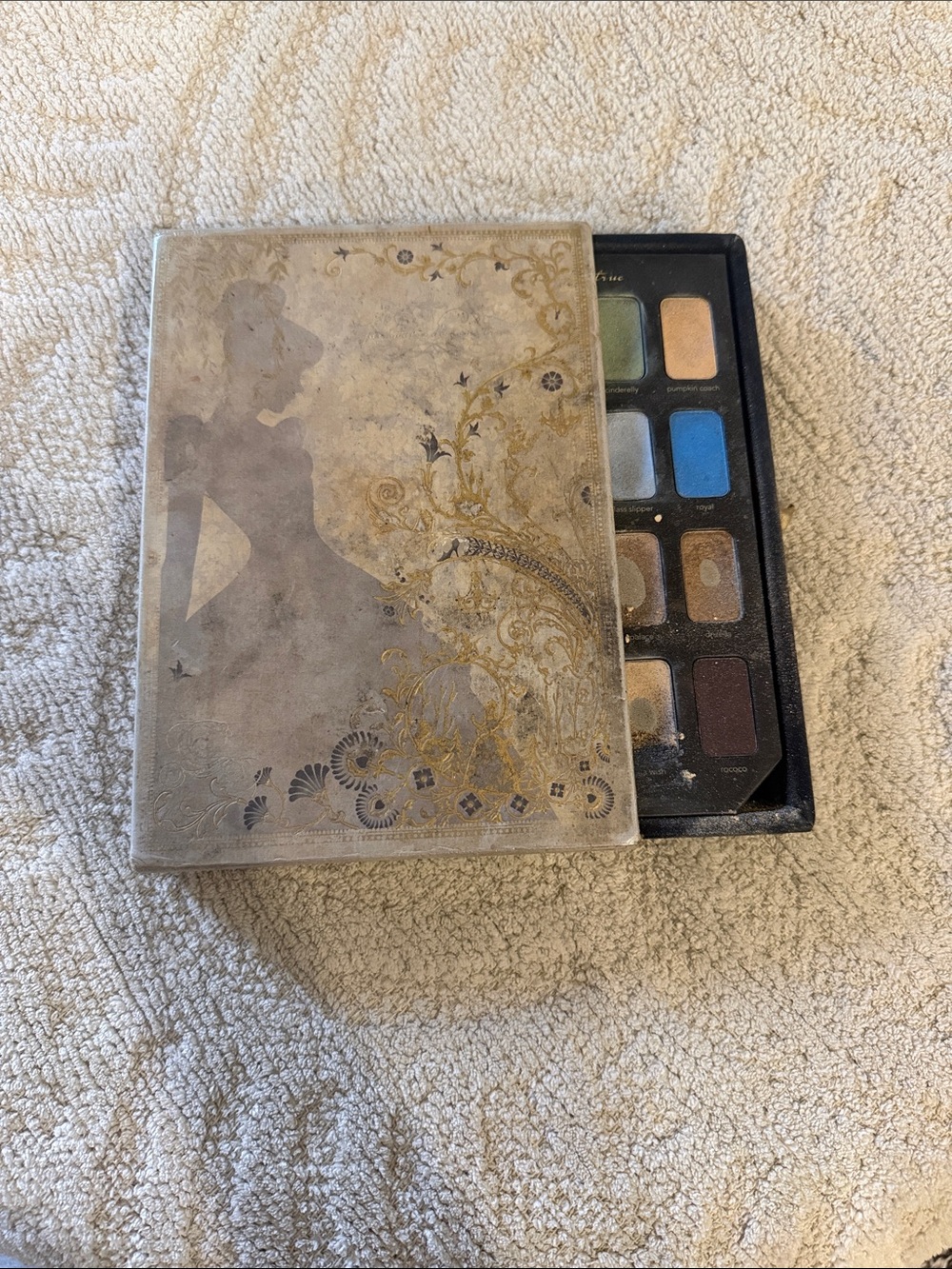 Disney Storybook Sephora Cinderella Limited Edition Eyeshawod Palette